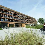 Bora Hotsparesort