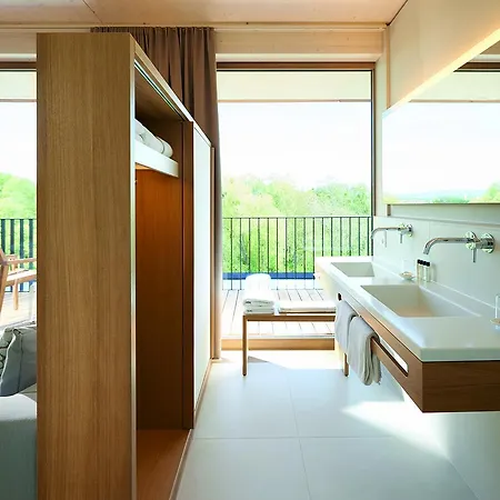Bora Hotsparesort מלון 4*