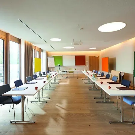 מלון Bora Hotsparesort 4*
