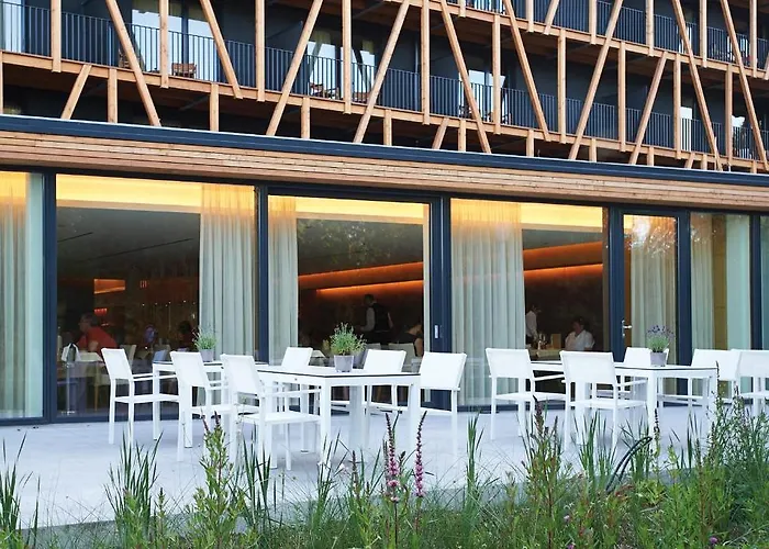 Bora Hotsparesort Hotel